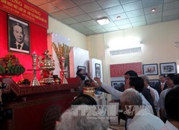 Dâng hương kỷ niệm 20 năm ngày mất của Luật sư - Chủ tịch Nguyễn Hữu Thọ 